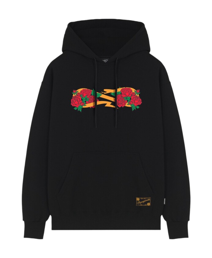 zwarte-hoodie-trui-met-uniek-ontwerp