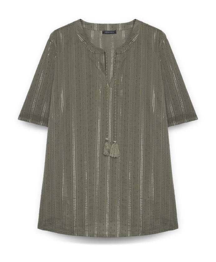 blouse-rayee-a-lacets