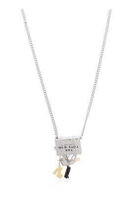 collier-avec-breloques