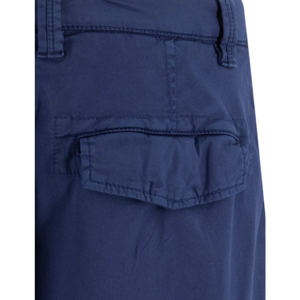 BRUNELLO CUCINELLI Veelzijdige Bermuda Shorts voor warmere dagen Blue Heren