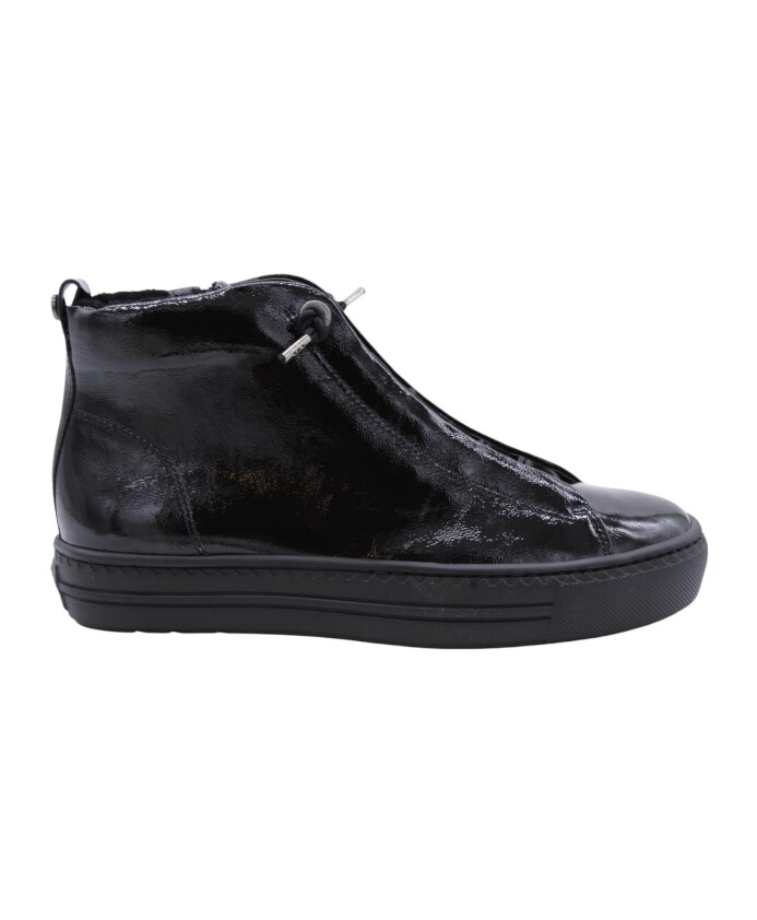 max-sneaker