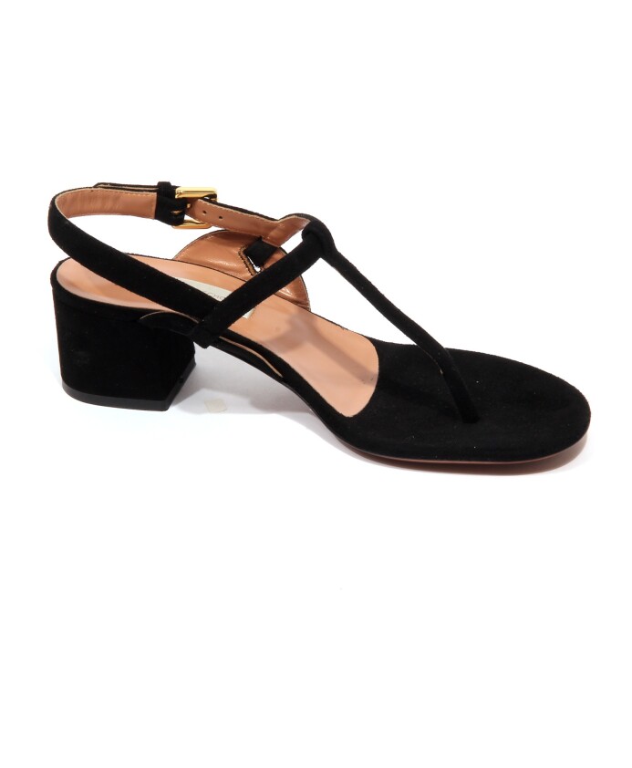 chaussure-en-daim-pour-femmes