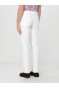 jean-denim-blanc-moderne
