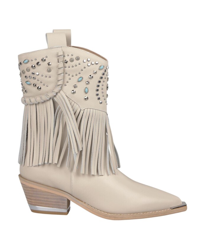 bottines-plates-avec-clous
