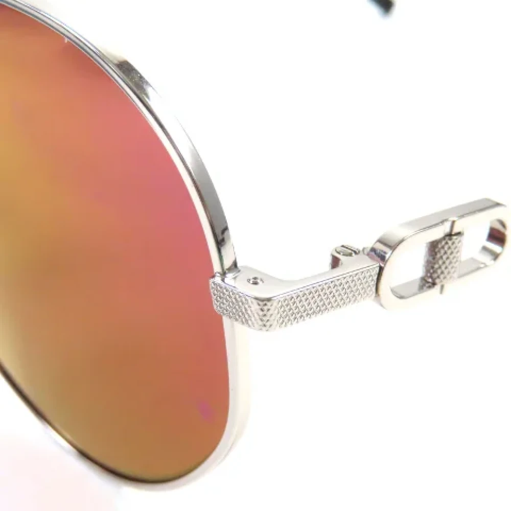 Dior Vintage Pre-owned Glass sunglasses Gray Heren