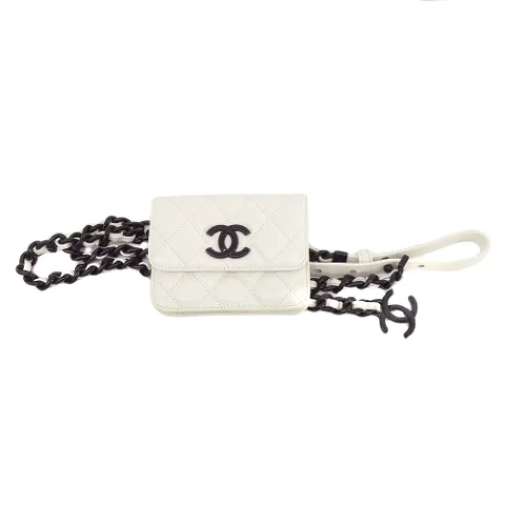 Chanel Vintage Pre-owned Leather crossbody-bags White Dames