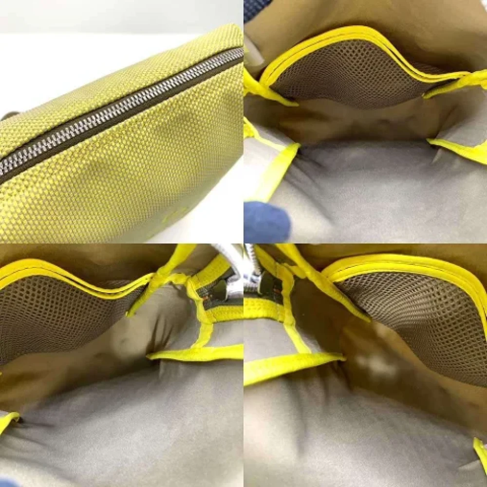 Louis Vuitton Vintage Pre-owned Cotton shoulder-bags Green Dames