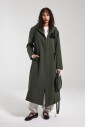 impermeable-mat-avec-devant-en-v