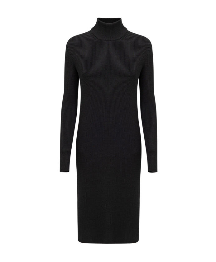 robe-longue-noire-en-maille-cotelee