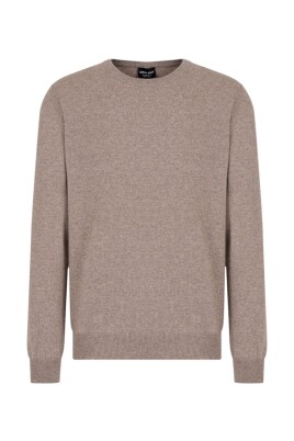roundneck-pullover-sweater