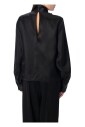 chemise-noire-avec