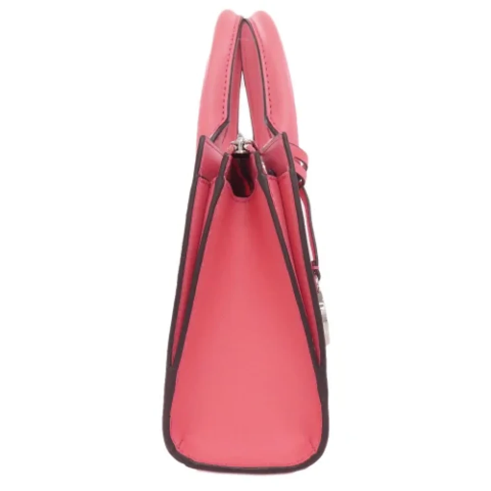 Michael Kors Pre-owned Fabric handbags Pink Dames
