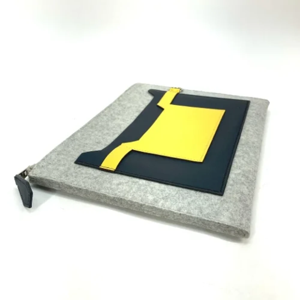 Hermès Vintage Pre-owned Fabric clutches Gray Dames