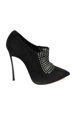 elegant-high-heel-shoes