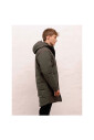 lange-parka-met-synthetische-isolatie-en-capuchon
