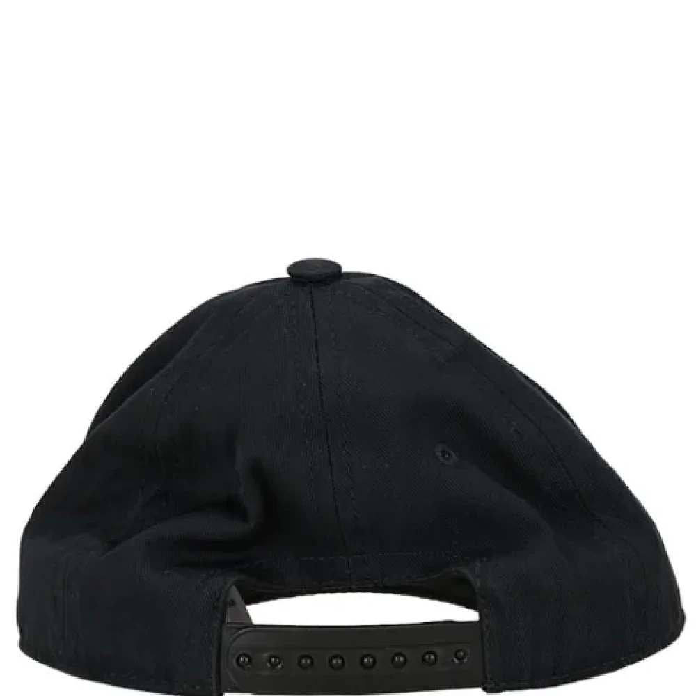 Burberry Vintage Pre-owned Nylon hats Black Dames