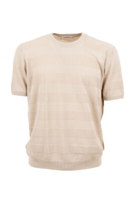 crew-neck-t-shirt