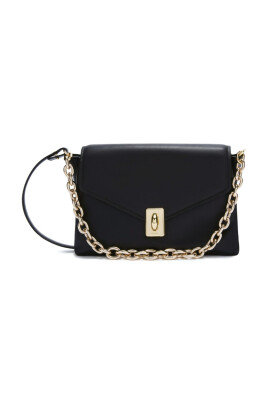 black-shoulder-bag