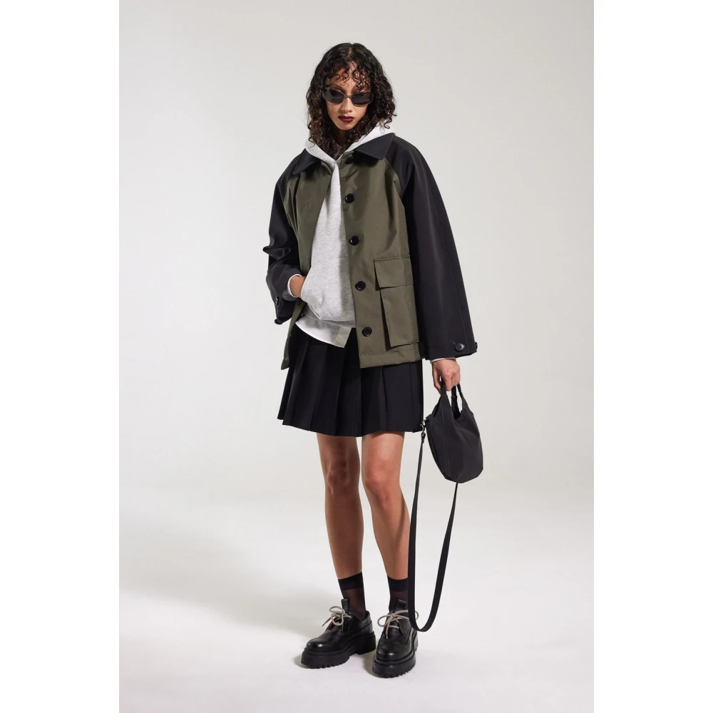 Stutterheim Varsity-Style Patch Regenjas Green Dames