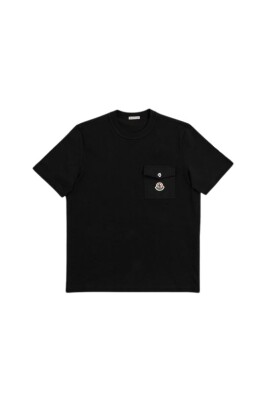 black-cotton-jersey-t-shirt-with-pocket