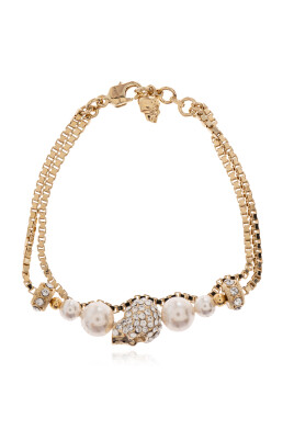 bracelet-with-shimmering-crystals