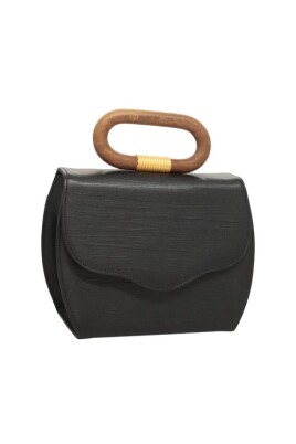 pre-owned-leather-handbags