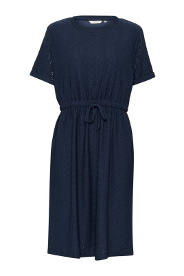 navy-blazer-klanning-med-balte