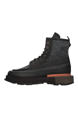 Ankelboots i läder och tyg