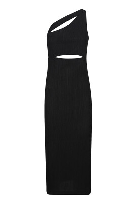 kirra-asymmetrisk-midi-kjole