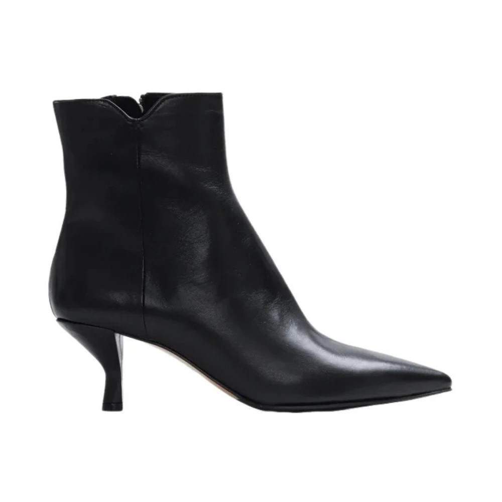 Shoes > Boots > Heeled Boots - - Pomme D'or - Modalova