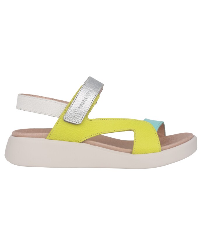 collection-de-sandales-multicolores-pour-femmes