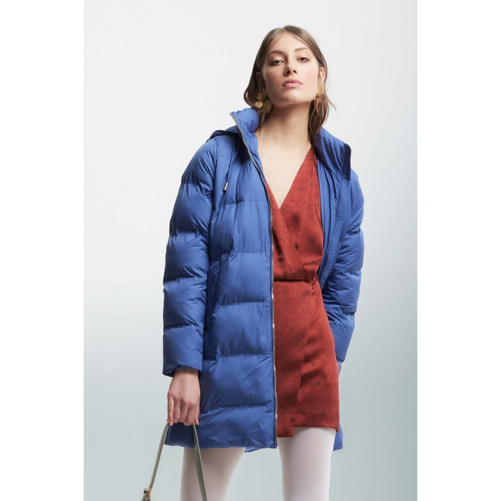 Kocca Gewatteerde Oversized Hooded Donsjas Blue Dames