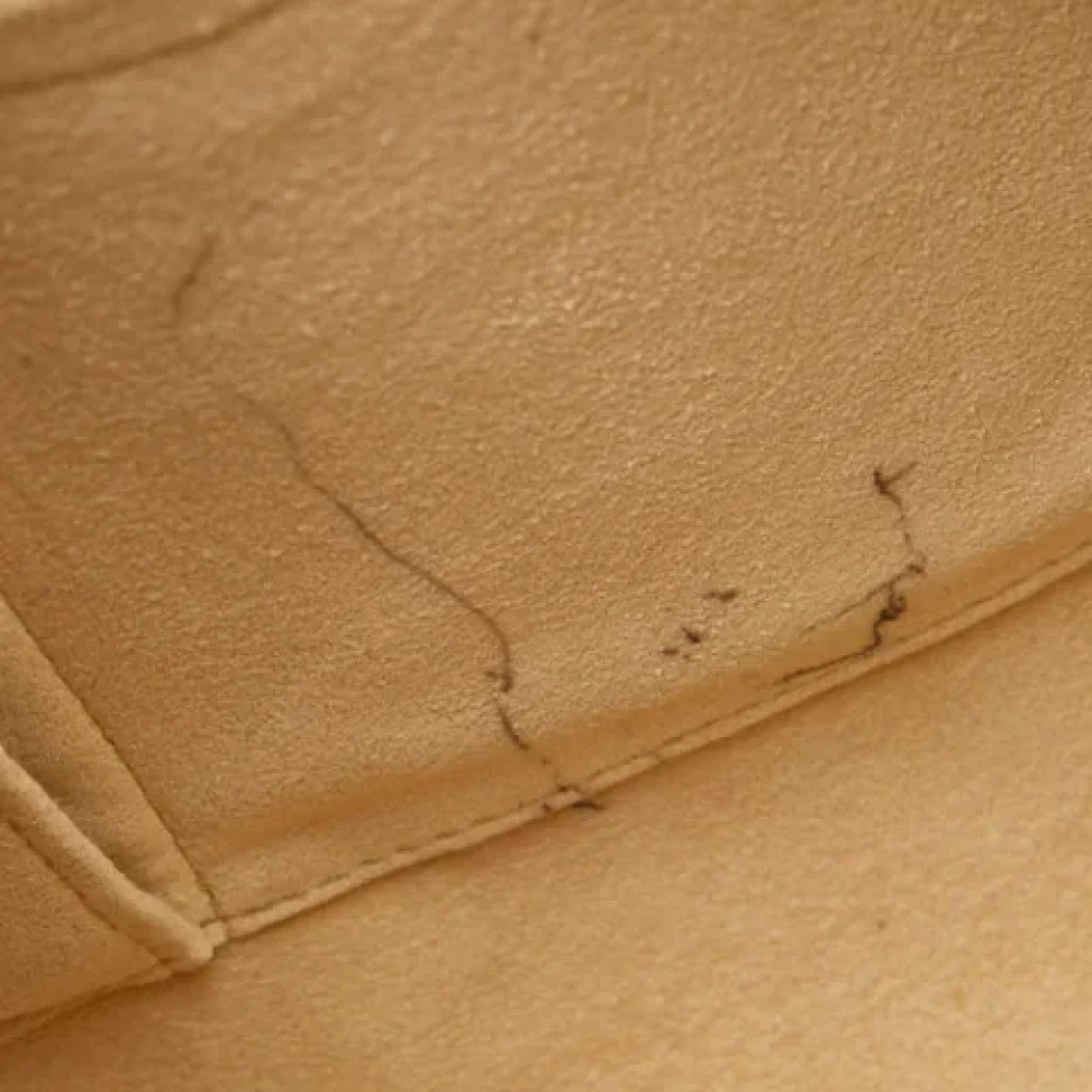 Louis Vuitton Vintage Pre-owned Leather handbags White Dames