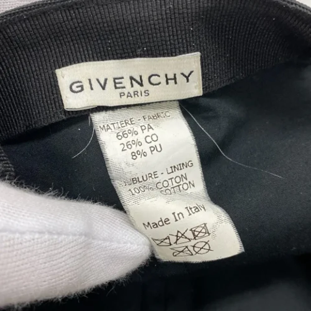 Givenchy Pre-owned Fabric hats Black Dames