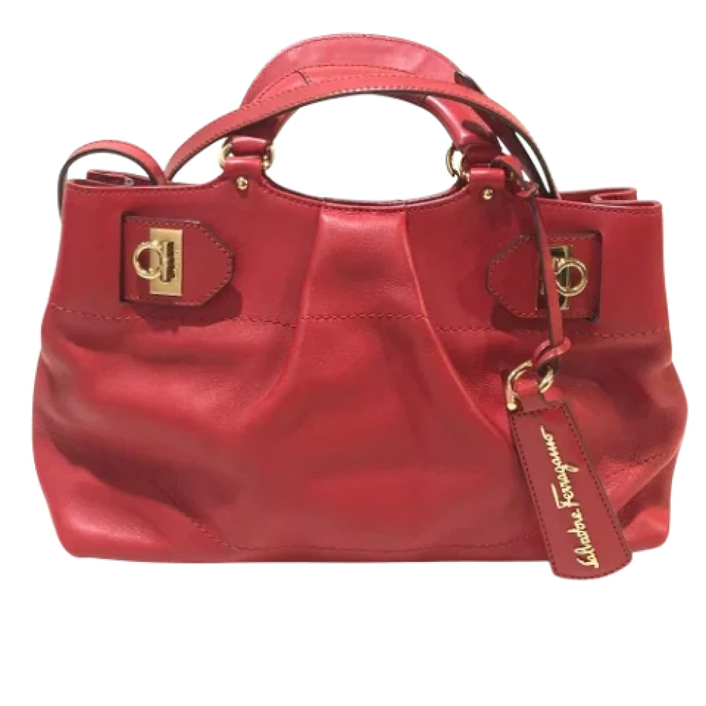 Salvatore Ferragamo Pre-owned Leather handbags Red Dames