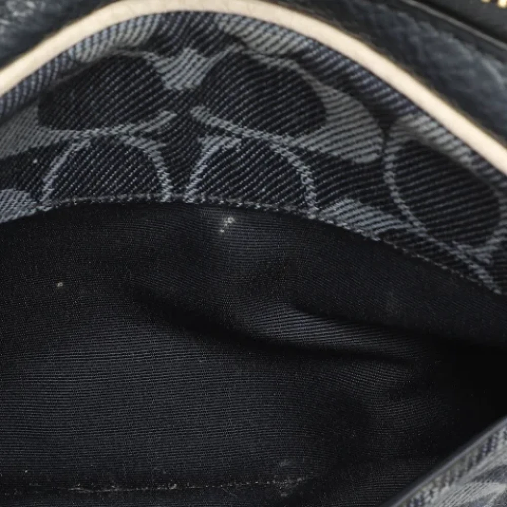 Coach Pre-owned Canvas shoulder-bags Blue Dames