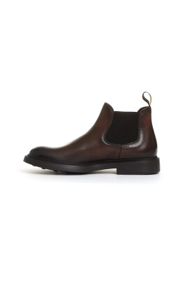 brown-leather-ankle-boots
