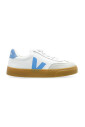 chaussures-plates-a-lacets-et-semelle-en-caoutchouc