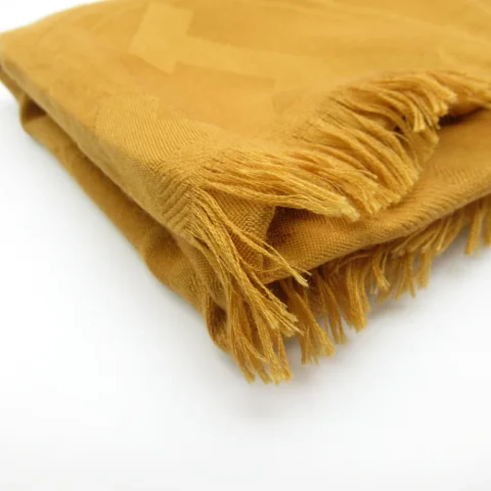 Hermès Vintage Pre-owned Cashmere scarves Brown Dames