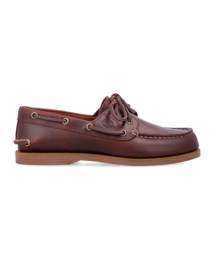 chaussures-rouges-a-lacets-style-slip-on