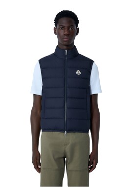 gilet-matelasse-avec-col-montant