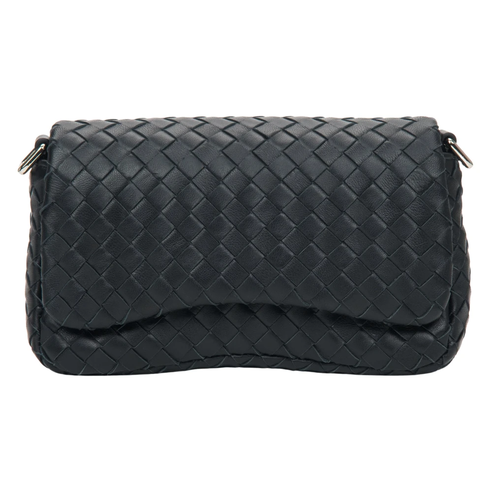 Estro Women's Black Small Woven Leather Shoulder Bag
