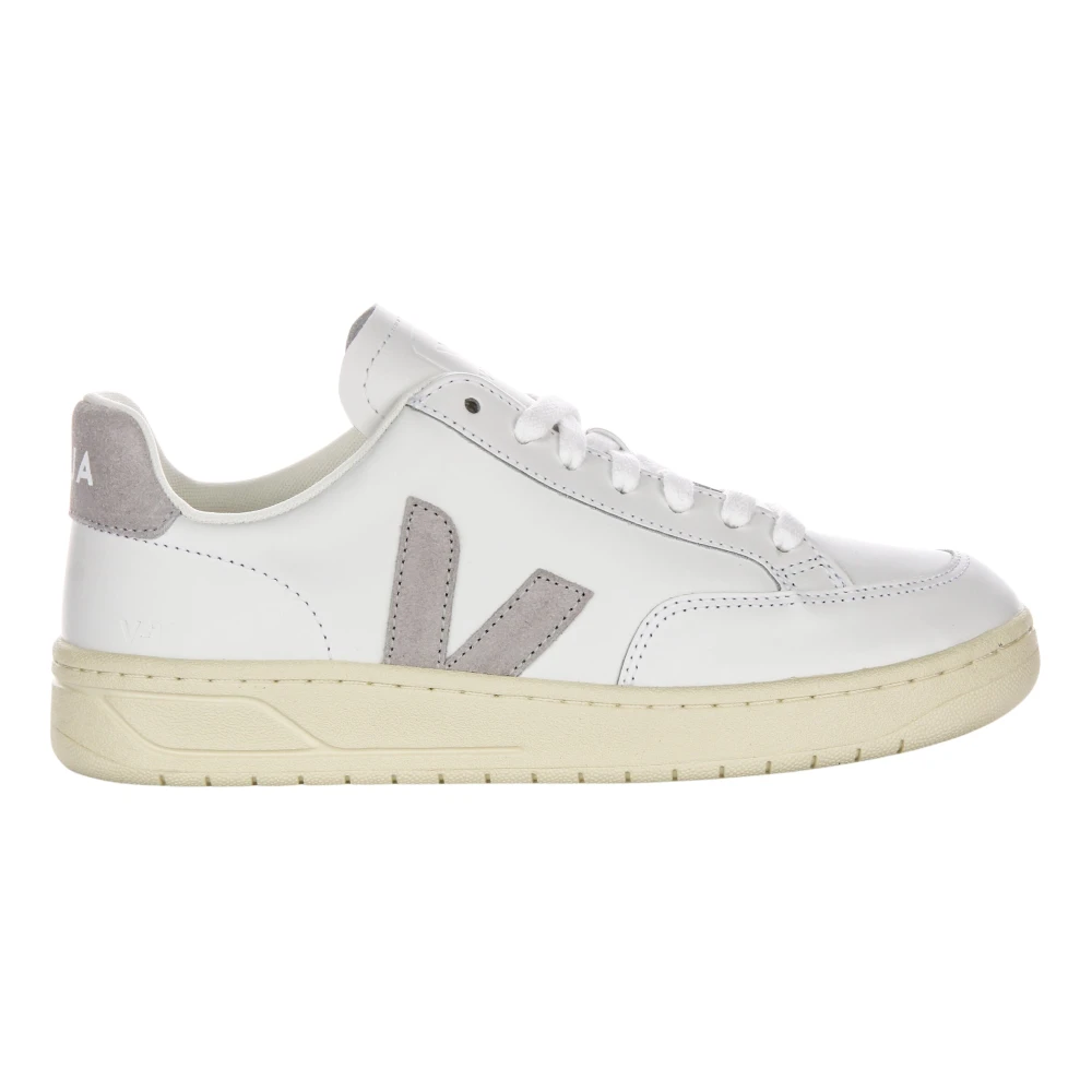 Veja Men's White Sneakers, 7 Uk, Leather Trainers