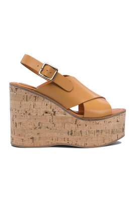 yellow-sandals-for-women-ss25