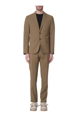 classic-fit-suit-in-tobacco-shade