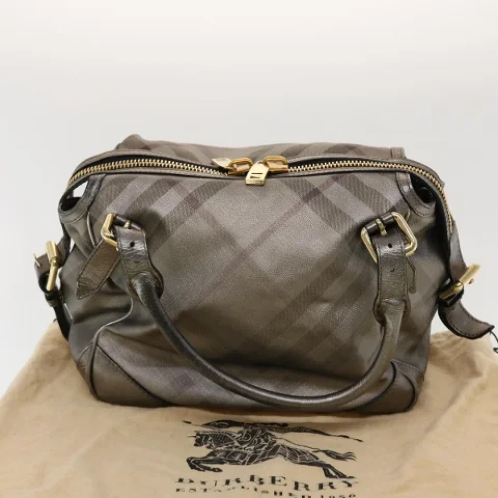 Burberry Vintage Pre-owned Leather shoulder-bags Gray Dames