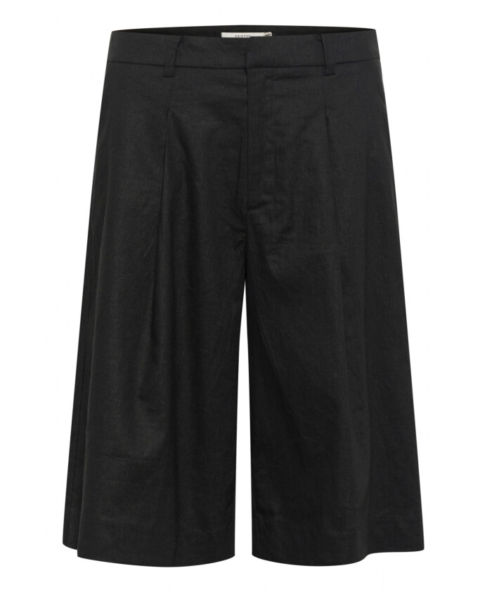 black-linen-shorts-andamp-knickers