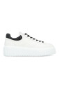 baskets-basses-a-rayures-avec-insert-en-cuir