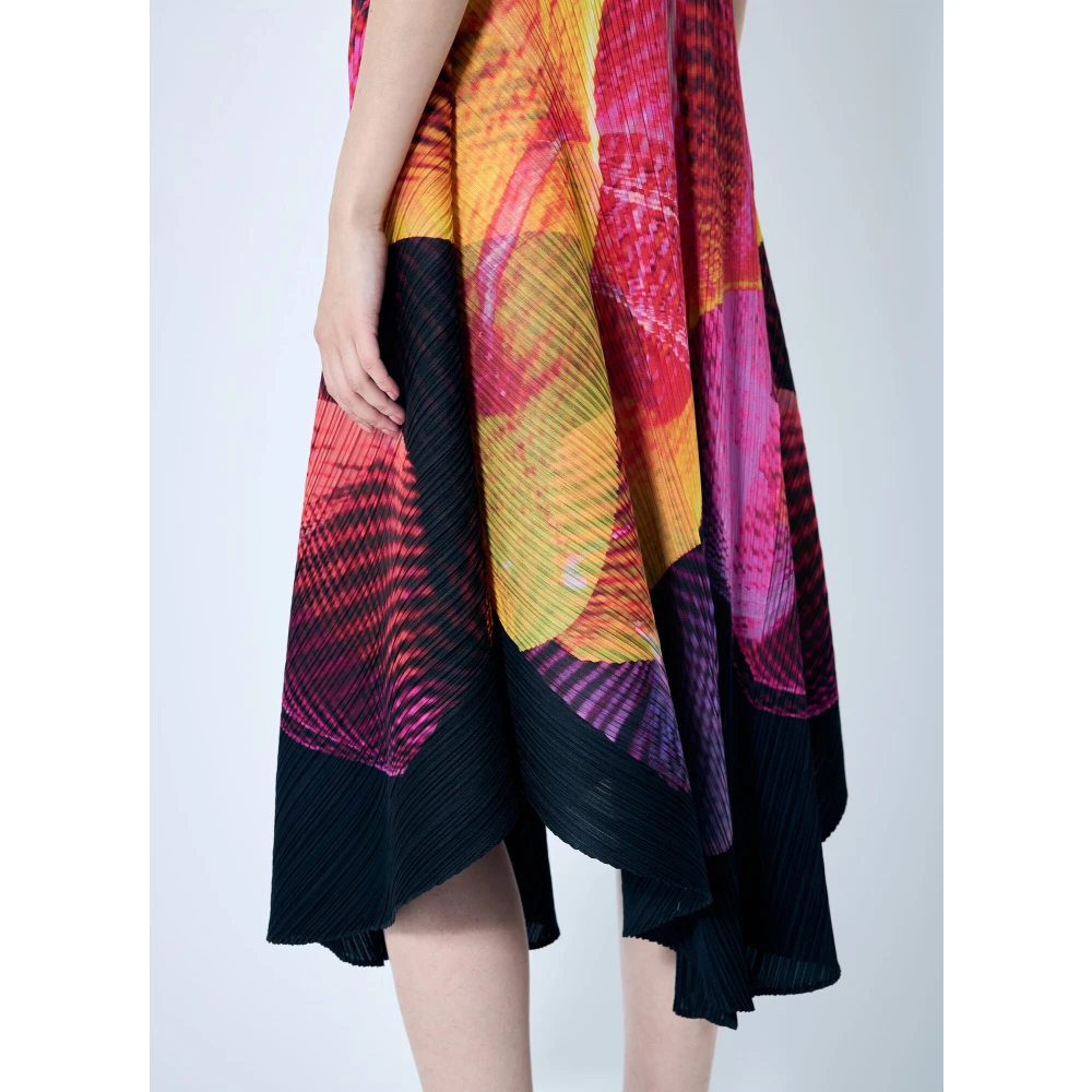 Issey Miyake Grafische Print Geplooide Jurk Multicolor Dames