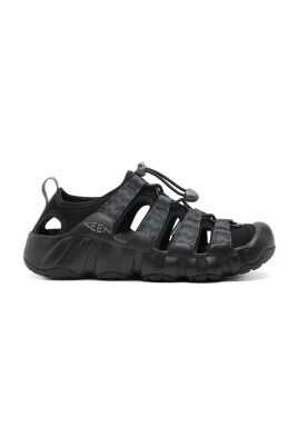 black-waterproof-sandals-with-toggle-fastening